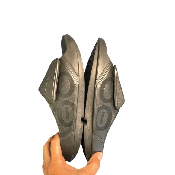 Oofos Ooahh Sport Flex Recovery Slide Sandals Size: 41 (Men's 8 / Women's 10) - Picture 5 of 10